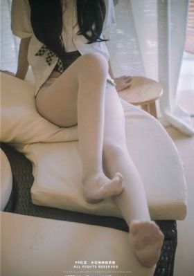 女人巨大乳房挤奶_BD韩语在线观看