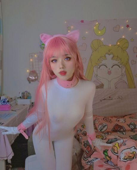 娇喘呻吟摸她奶头高H多人_超清视频大全