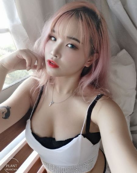 蜜桃成人午夜视频_720在线视频播放