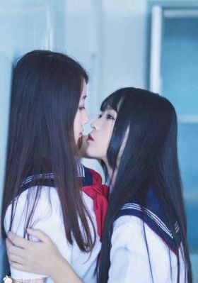 精品少妇综合三级_DVD免费观看电视剧