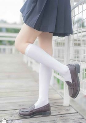 亚洲婷婷五月综合狠狠app_BD国语完整版观看